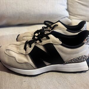 New Balance Women's Sneakers in Cream and Black